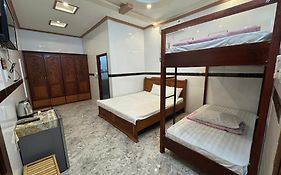 CT Morning Hostel